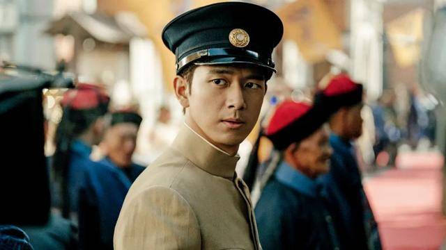 李现：戏里相逢戏外藏锋